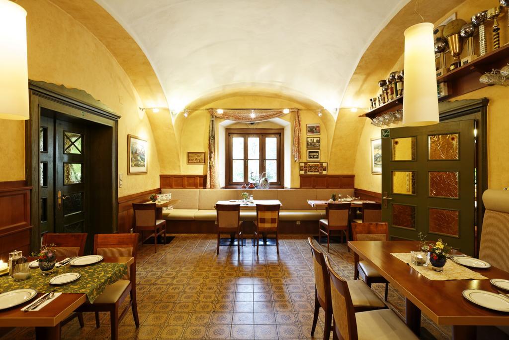 Gasthof Pack "Zur Lebing Au" Hartberg Exterior photo